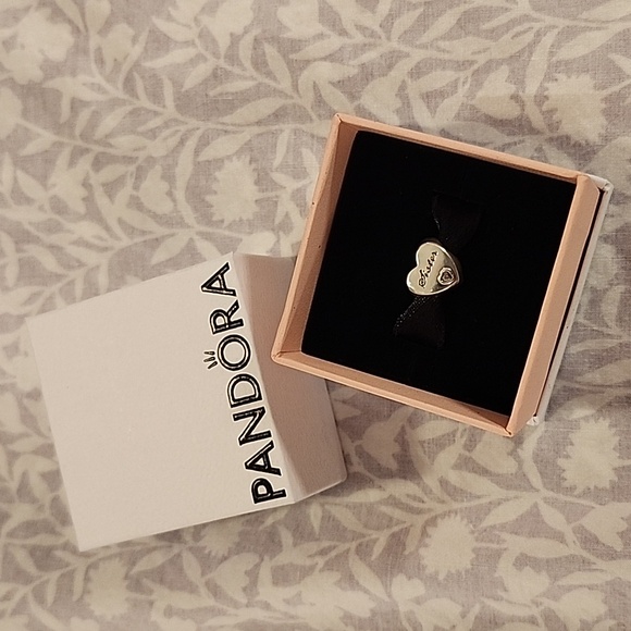 Pandora Sister Heart Charm - Picture 2 of 5